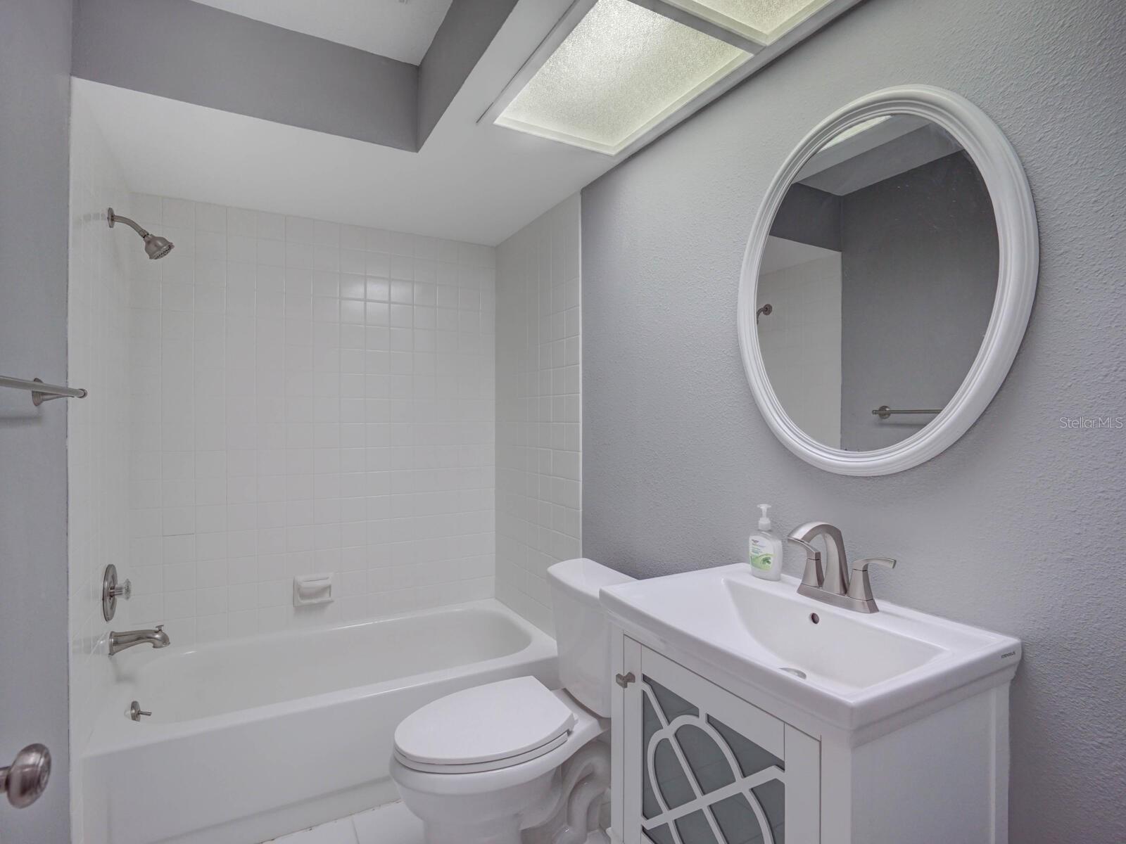 Image 26 of 35 For 365 Durham Court