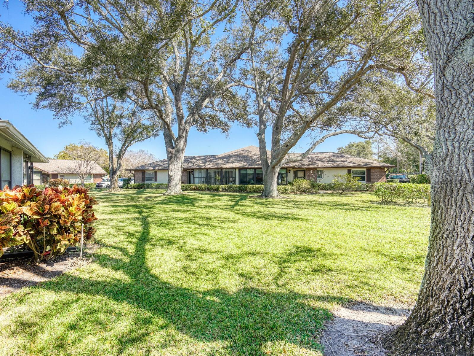 Image 29 of 35 For 365 Durham Court