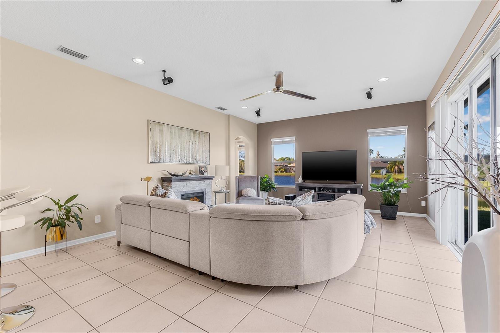 Image 17 of 46 For 4315 70th Avenue E