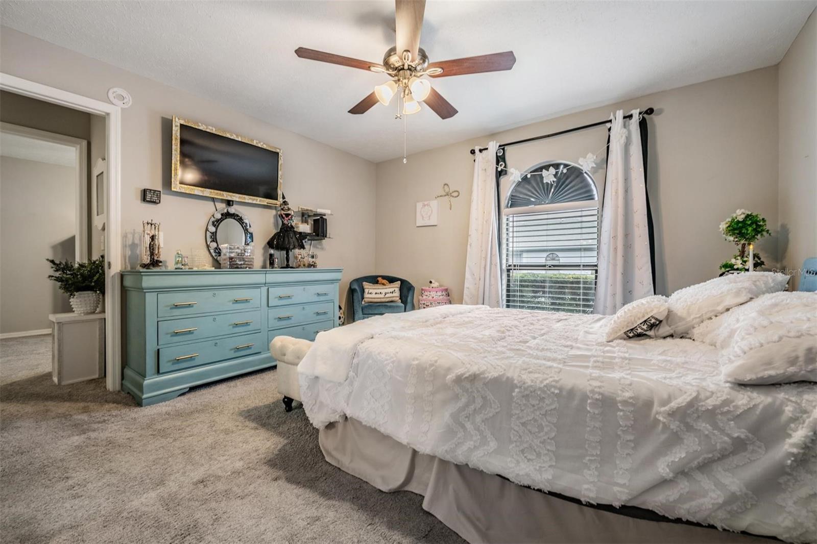 Image 21 of 35 For 23205 Club Villas Drive 30