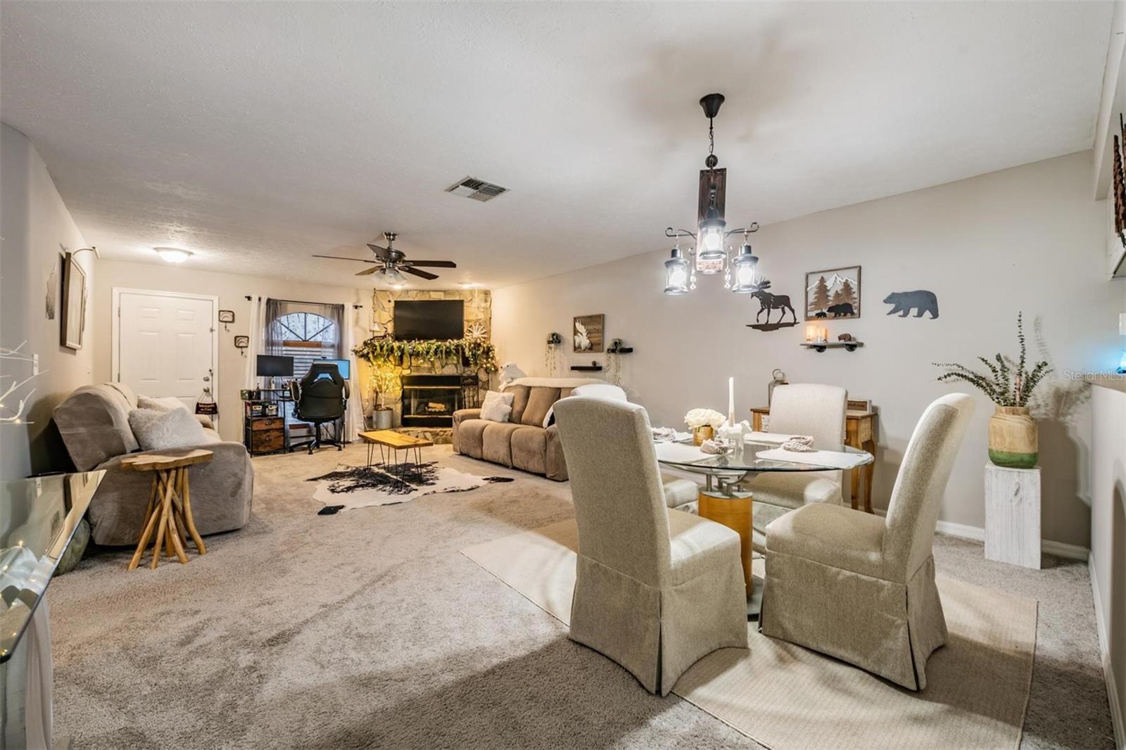 Image 9 of 35 For 23205 Club Villas Drive 30