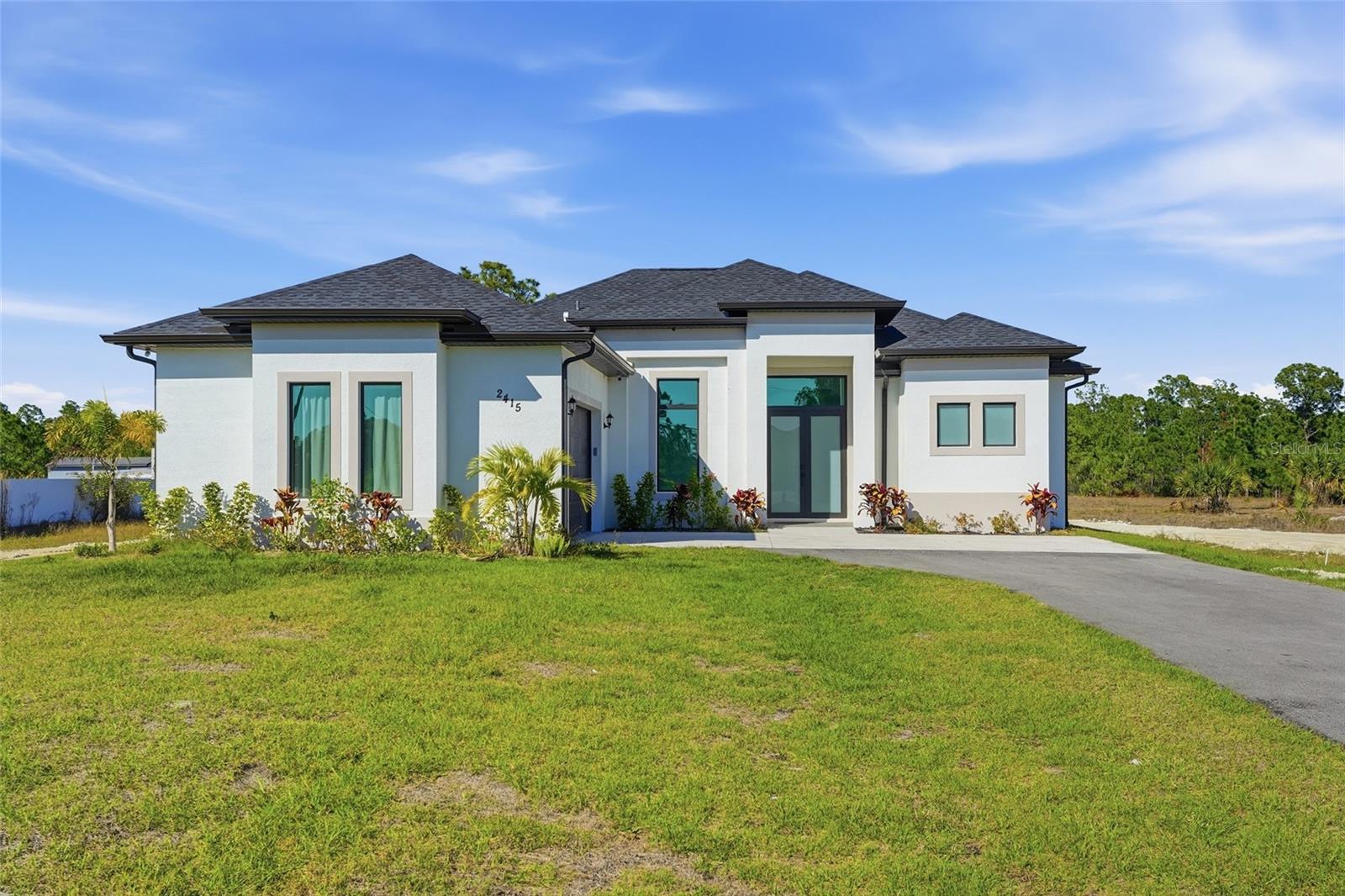 Image 2 of 25 For 2415 56th Avenue Ne