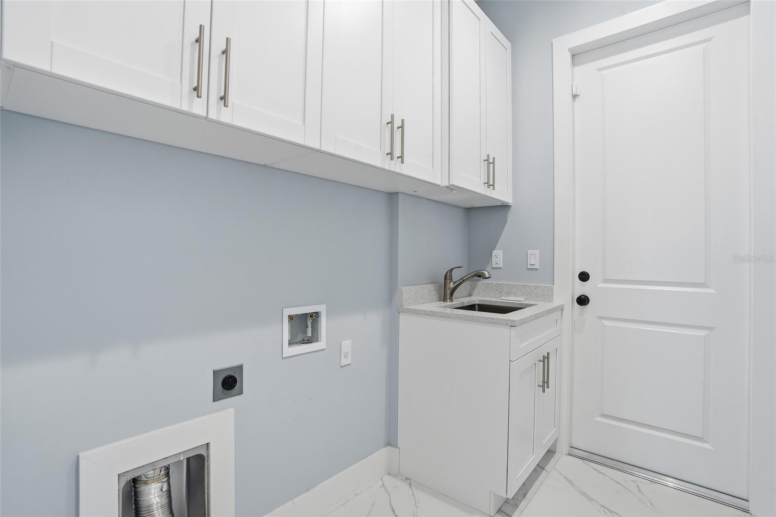 Image 22 of 25 For 2415 56th Avenue Ne