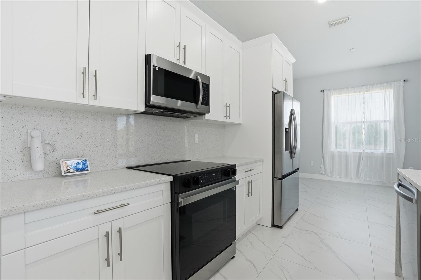 Image 7 of 25 For 2415 56th Avenue Ne