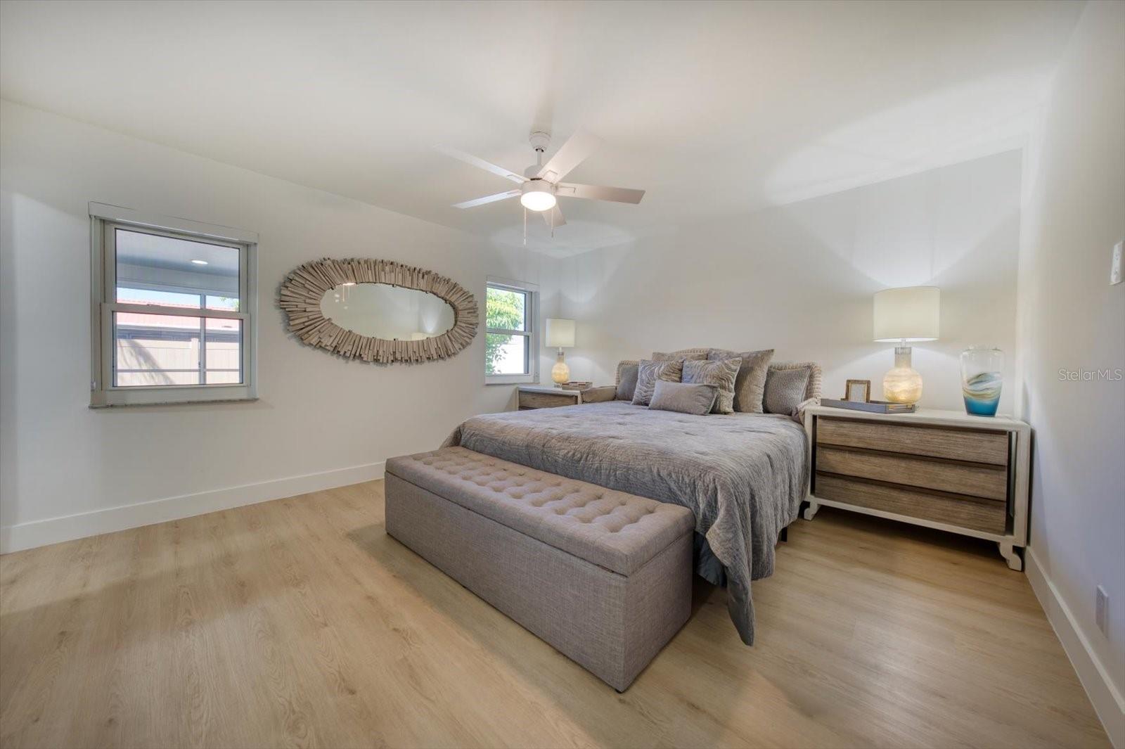 Image 13 of 27 For 2031 Tanglewood Way Ne