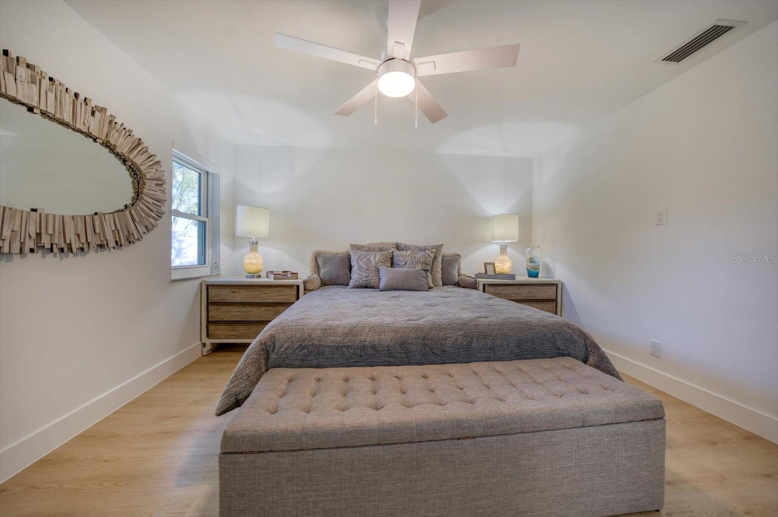 Image 15 of 27 For 2031 Tanglewood Way Ne