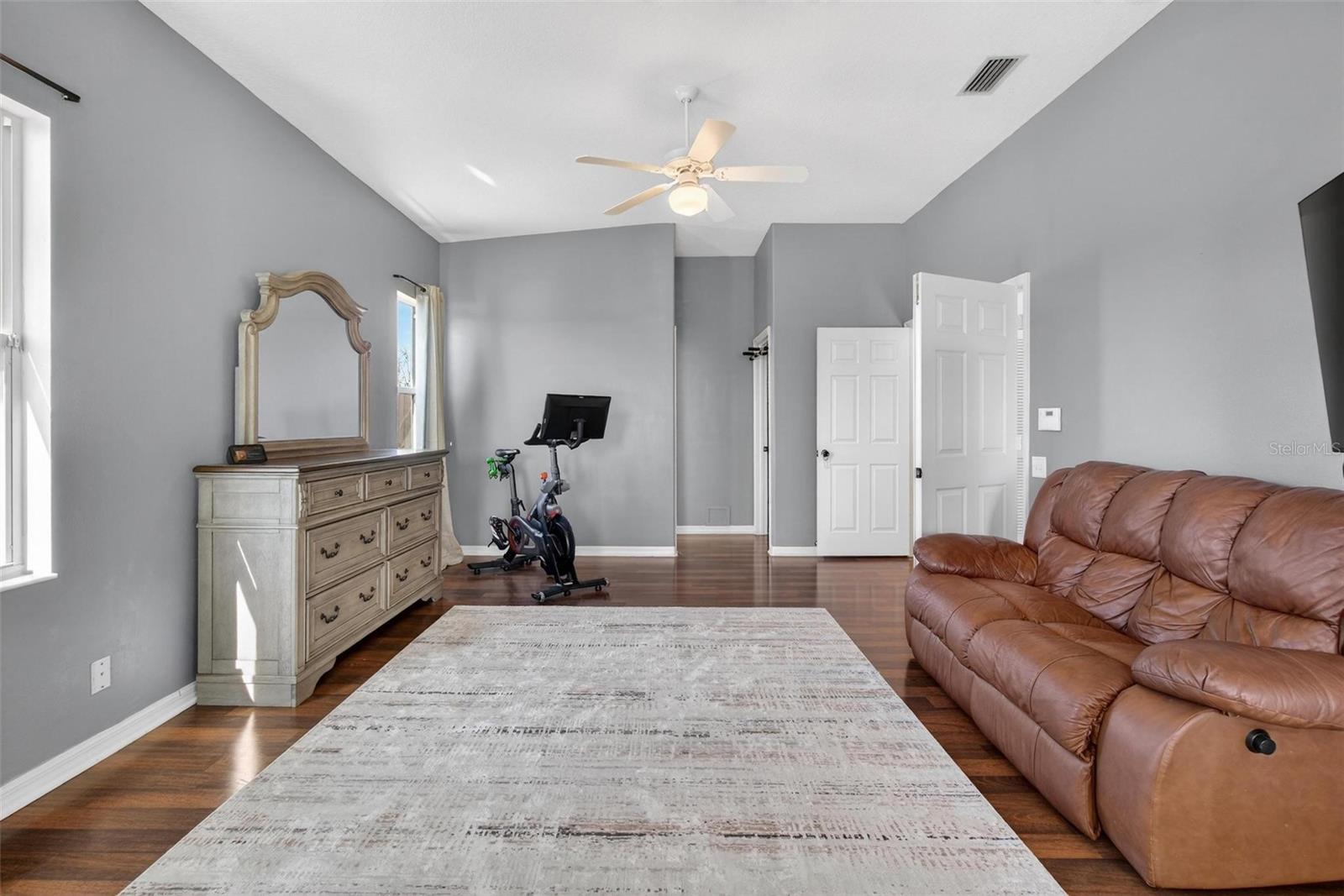 Image 17 of 40 For 1006 Robinwood Drive