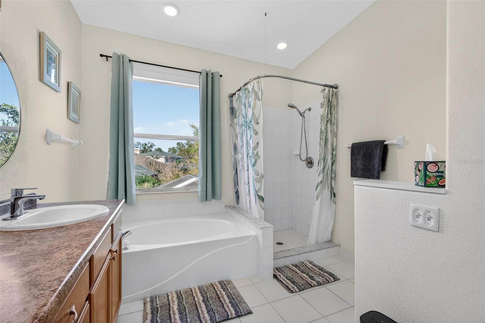 Image 20 of 40 For 1006 Robinwood Drive