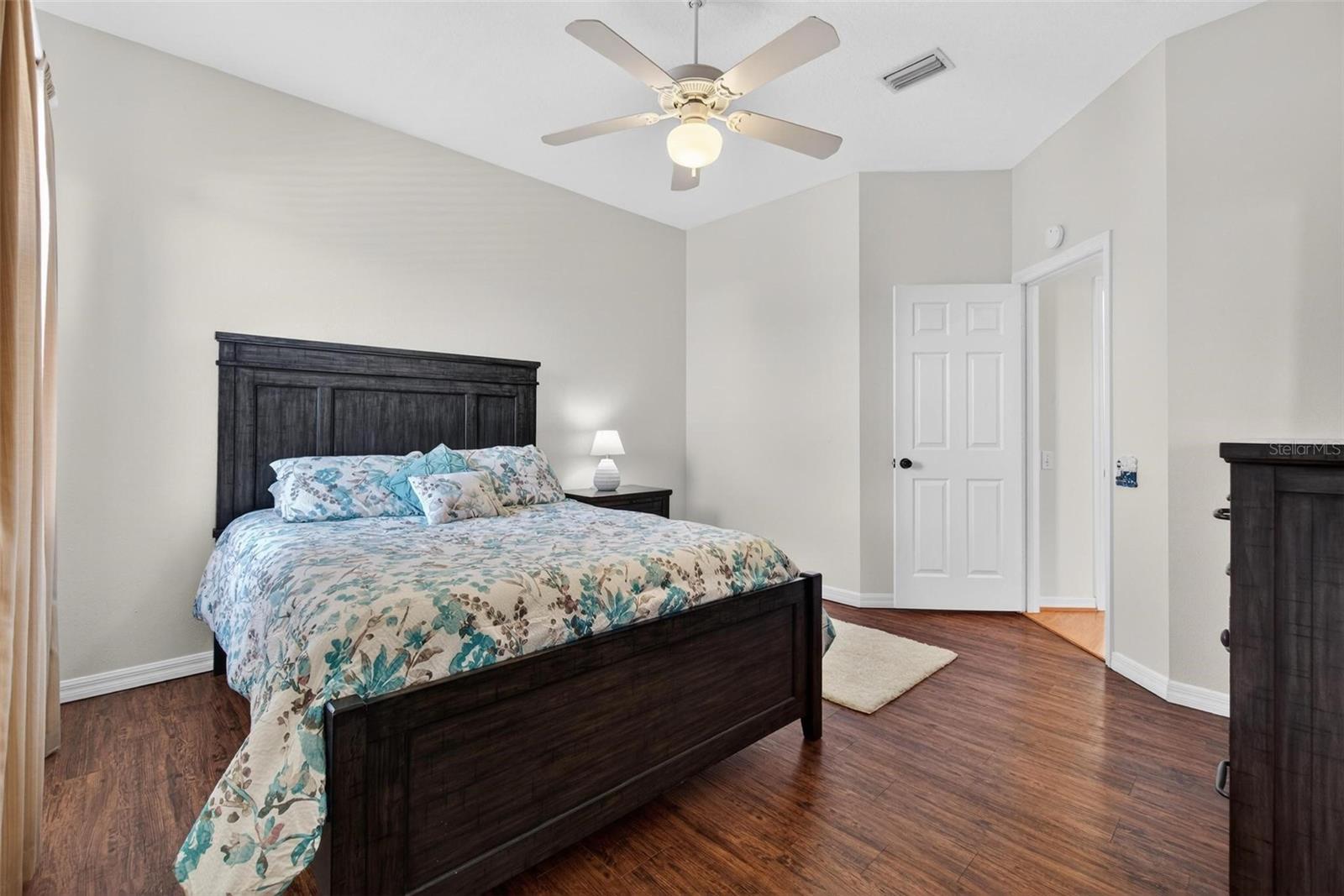 Image 27 of 40 For 1006 Robinwood Drive