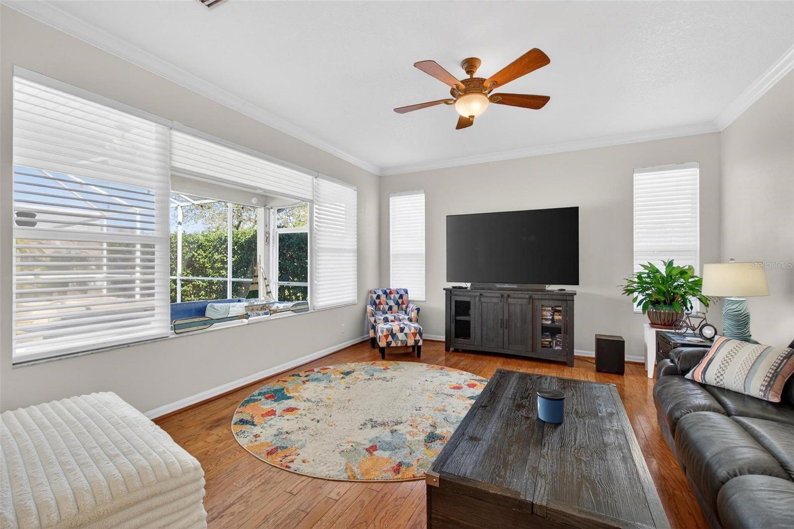 Image 9 of 40 For 1006 Robinwood Drive