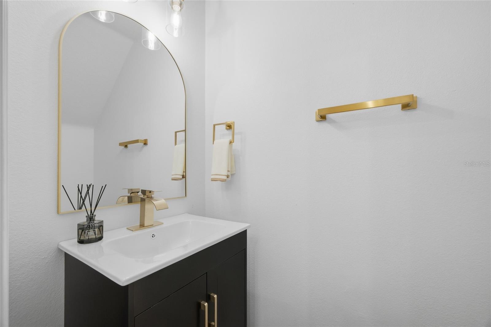 Image 10 of 31 For 6229 Duck Key Court