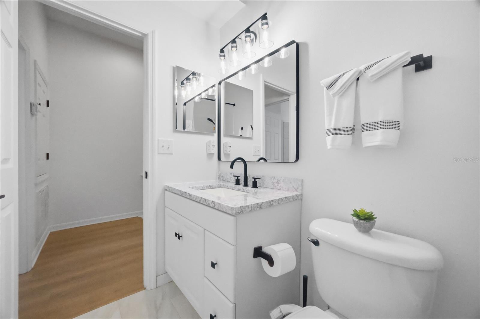 Image 21 of 31 For 6229 Duck Key Court