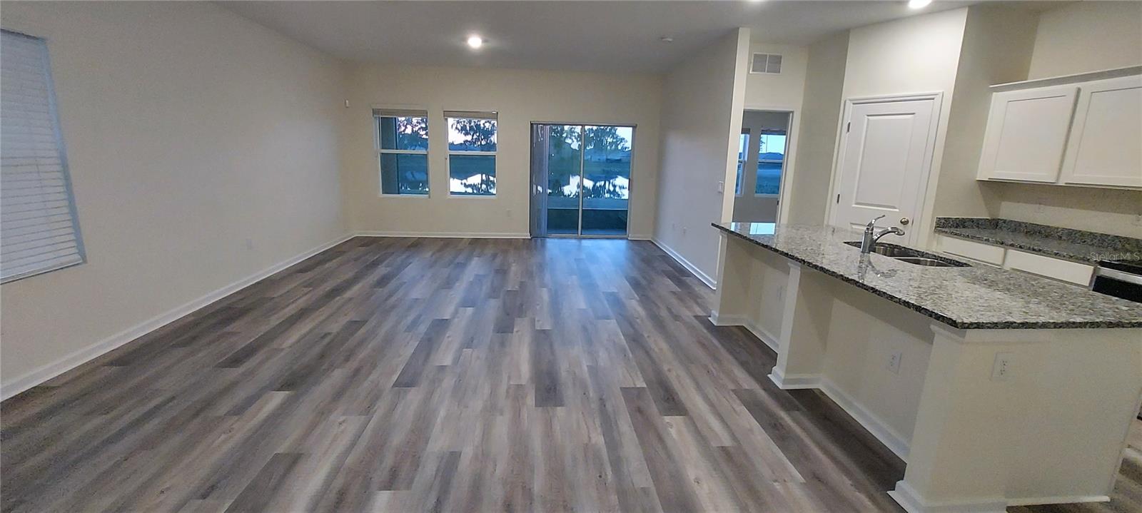 Image 4 of 36 For 856 Kings Pine Court