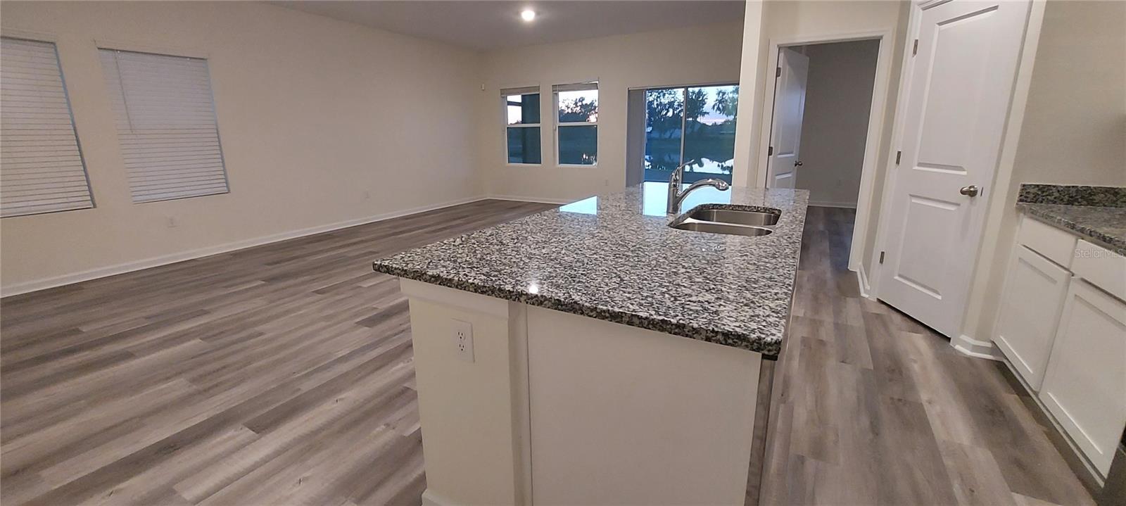 Image 6 of 36 For 856 Kings Pine Court