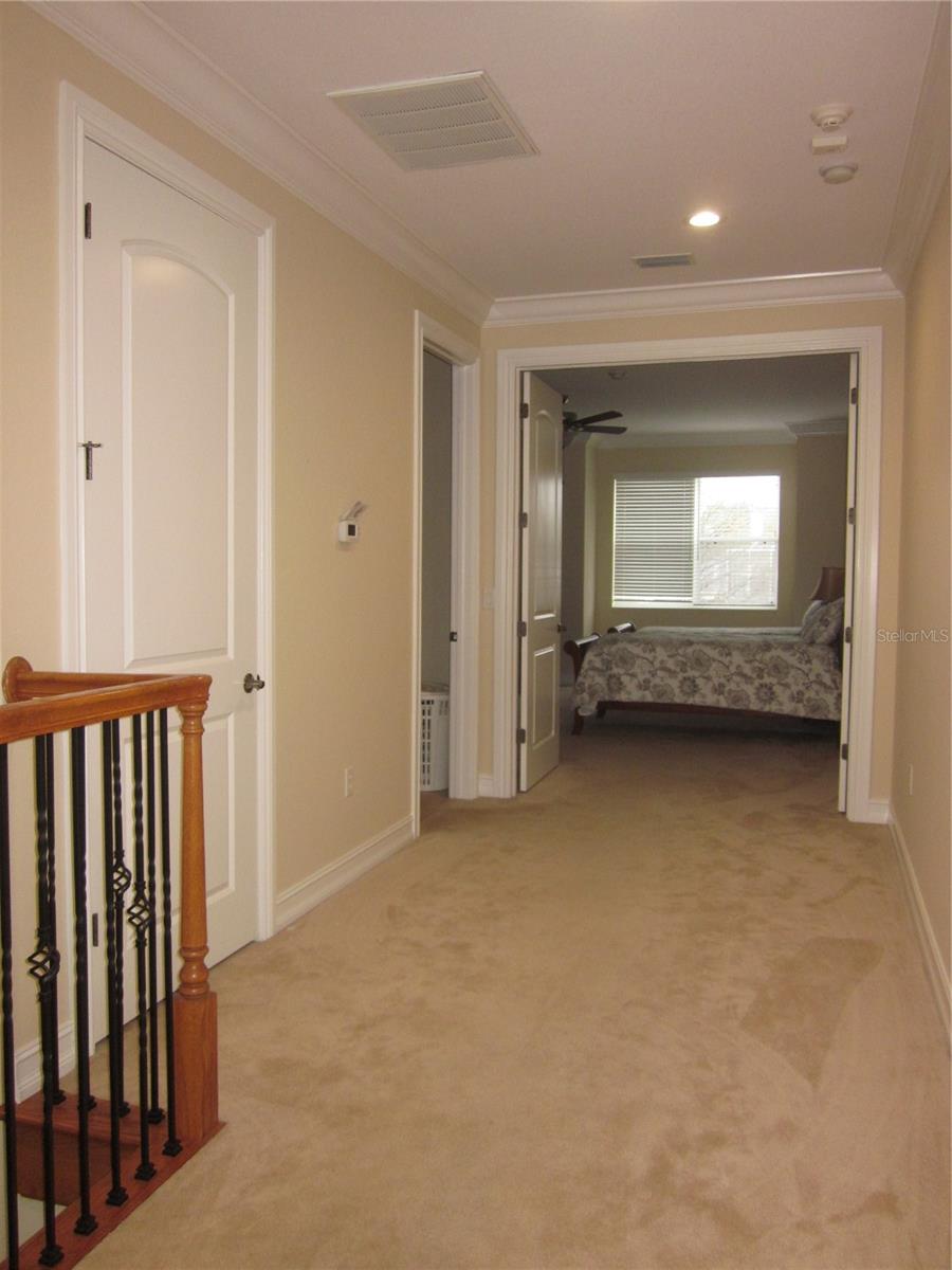 Image 18 of 39 For 4015 Courtside Way