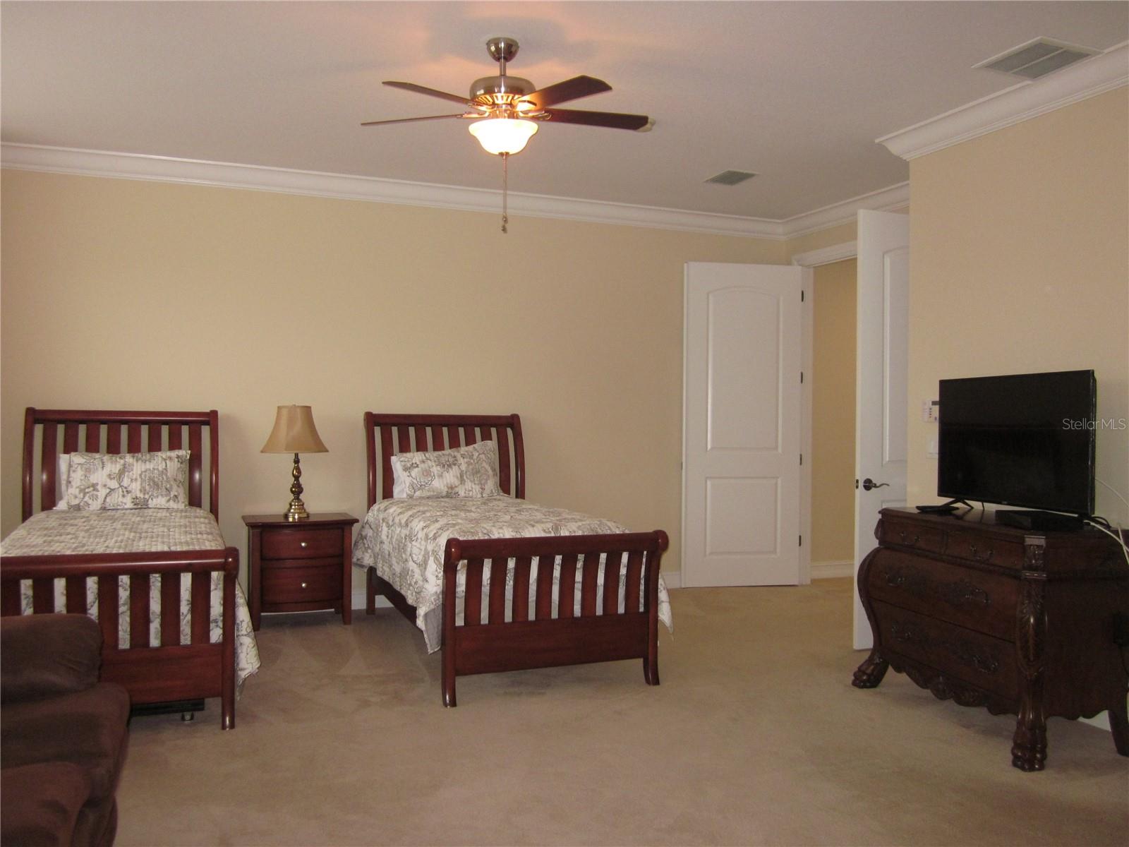 Image 25 of 39 For 4015 Courtside Way