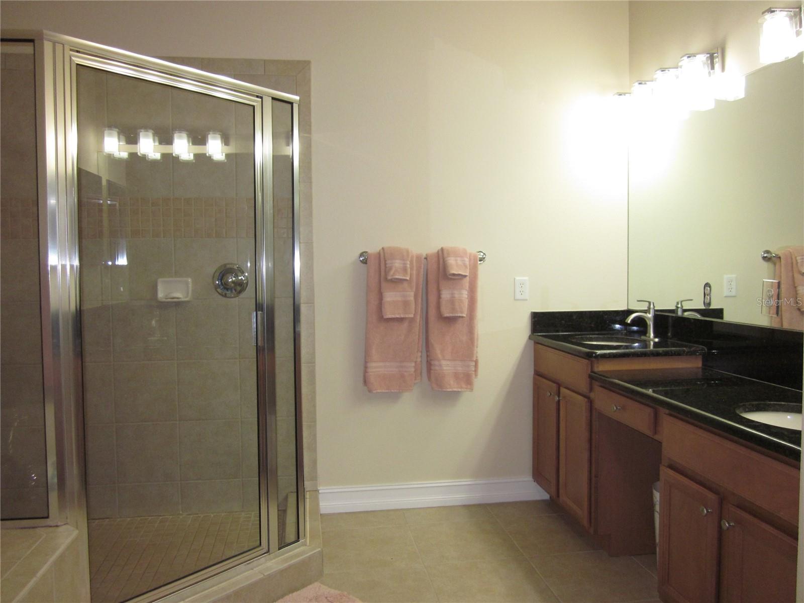 Image 30 of 39 For 4015 Courtside Way