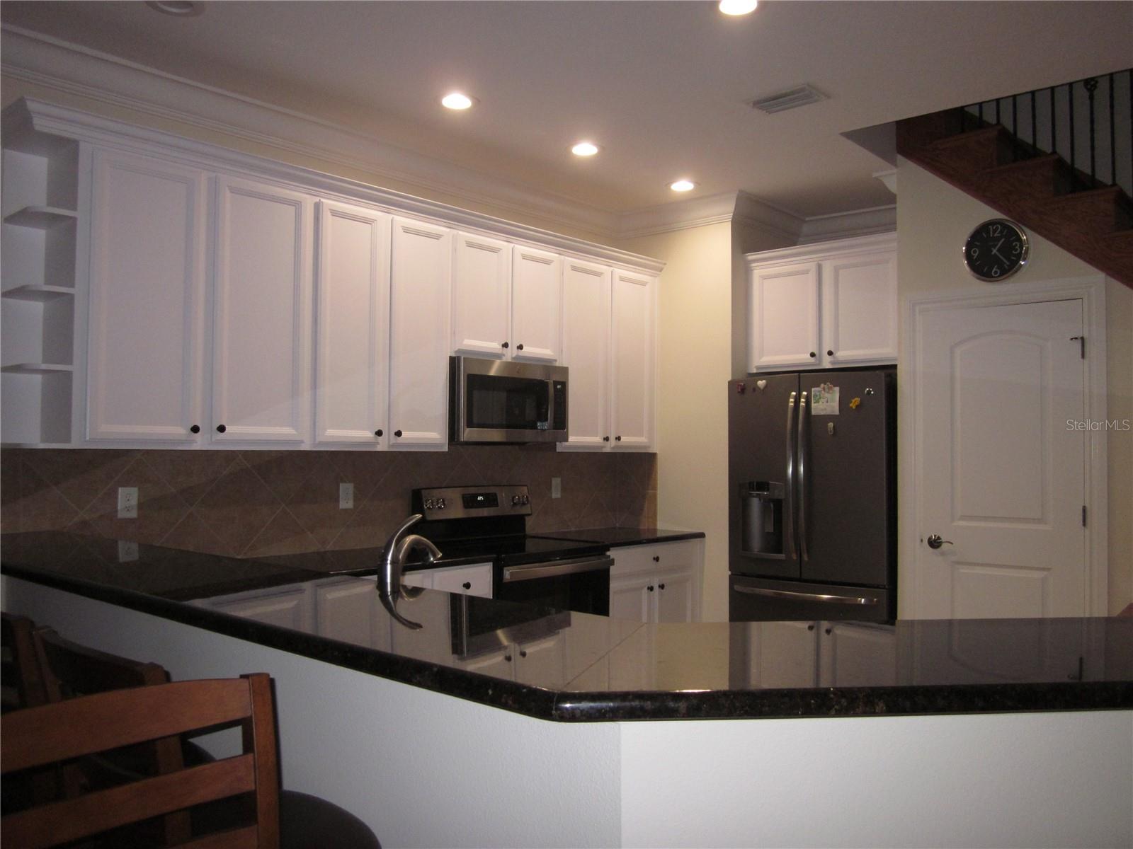 Image 4 of 39 For 4015 Courtside Way