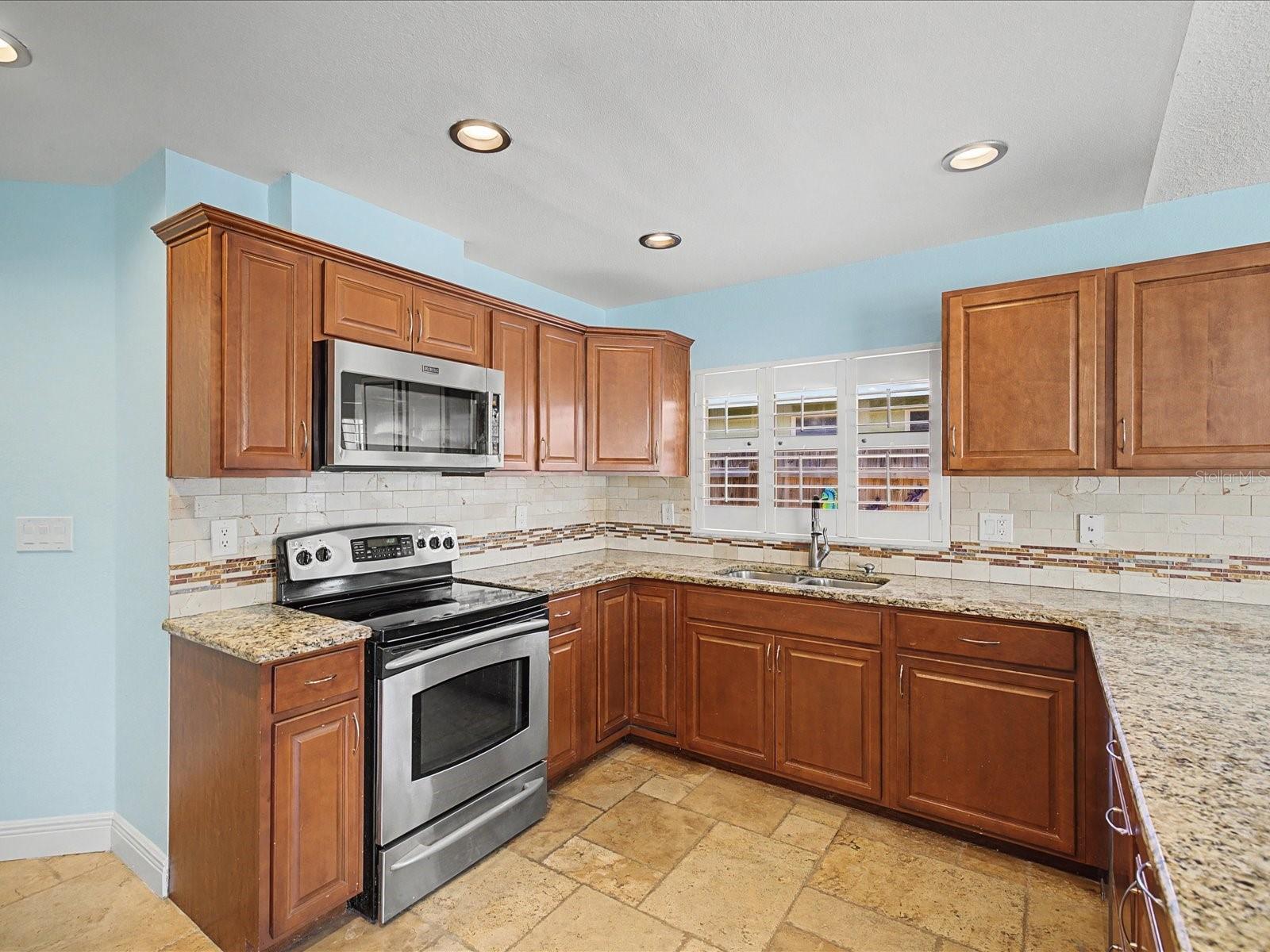 Image 14 of 32 For 402 Village Drive