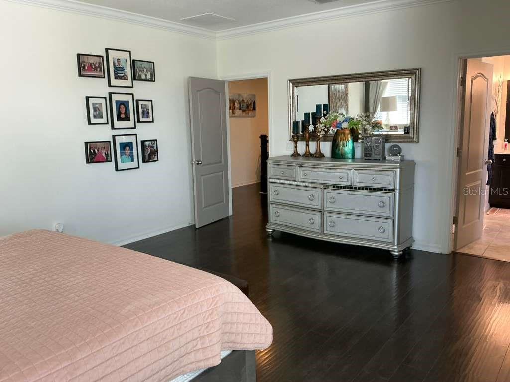 Image 16 of 34 For 1002 Berry Leaf Court