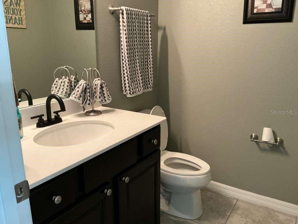 Image 20 of 34 For 1002 Berry Leaf Court