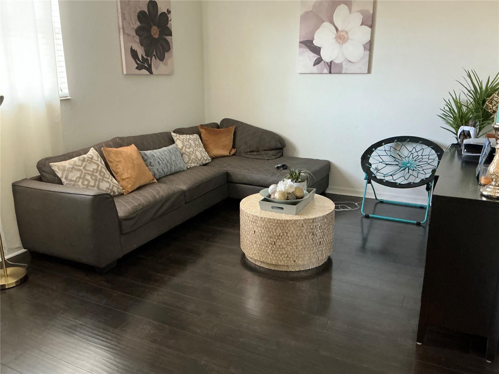 Image 6 of 34 For 1002 Berry Leaf Court