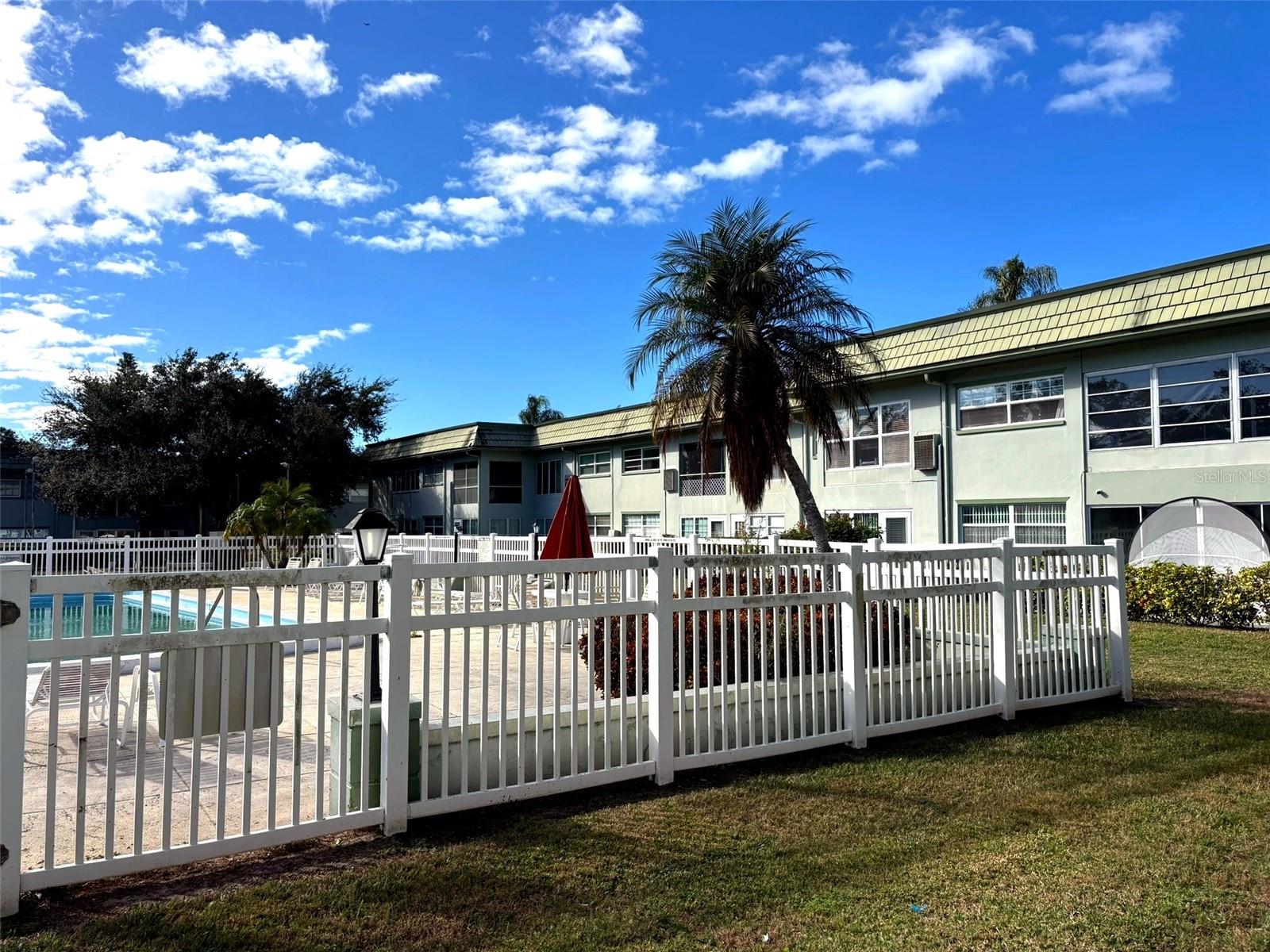 Image 19 of 19 For 1433 Belcher Road B2