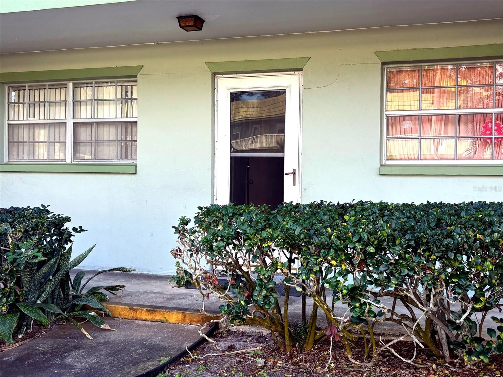 Image 2 of 19 For 1433 Belcher Road B2