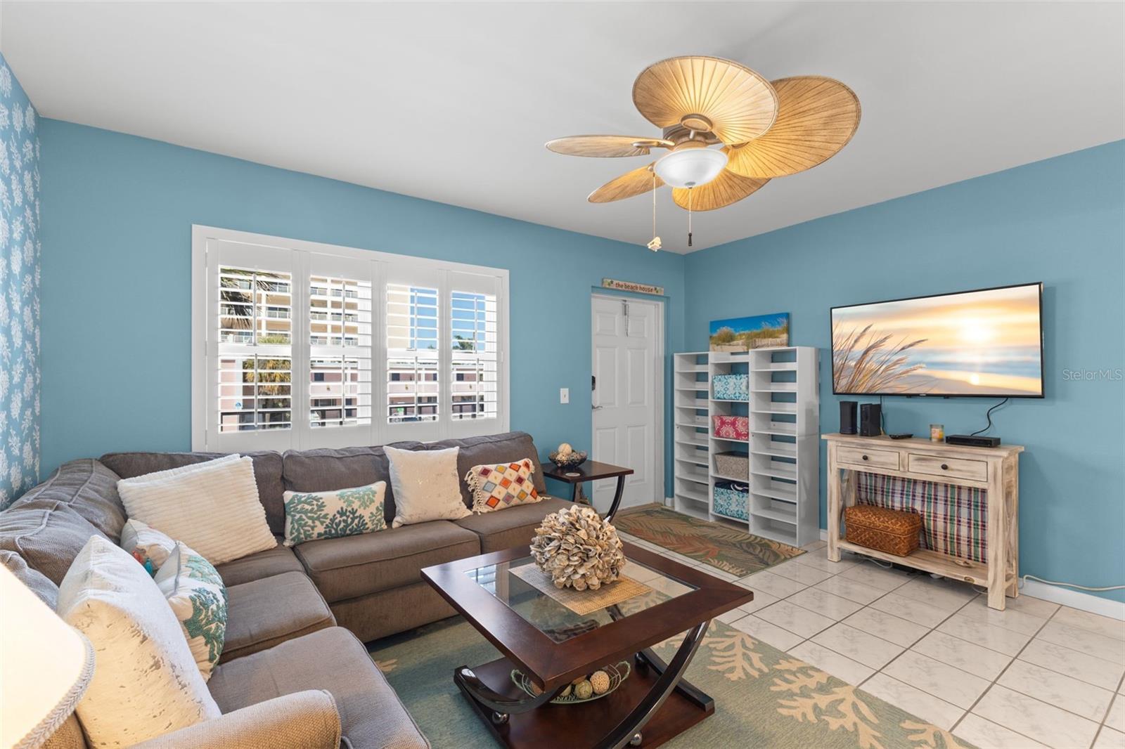 Image 11 of 50 For 10280 Gulf Boulevard 25