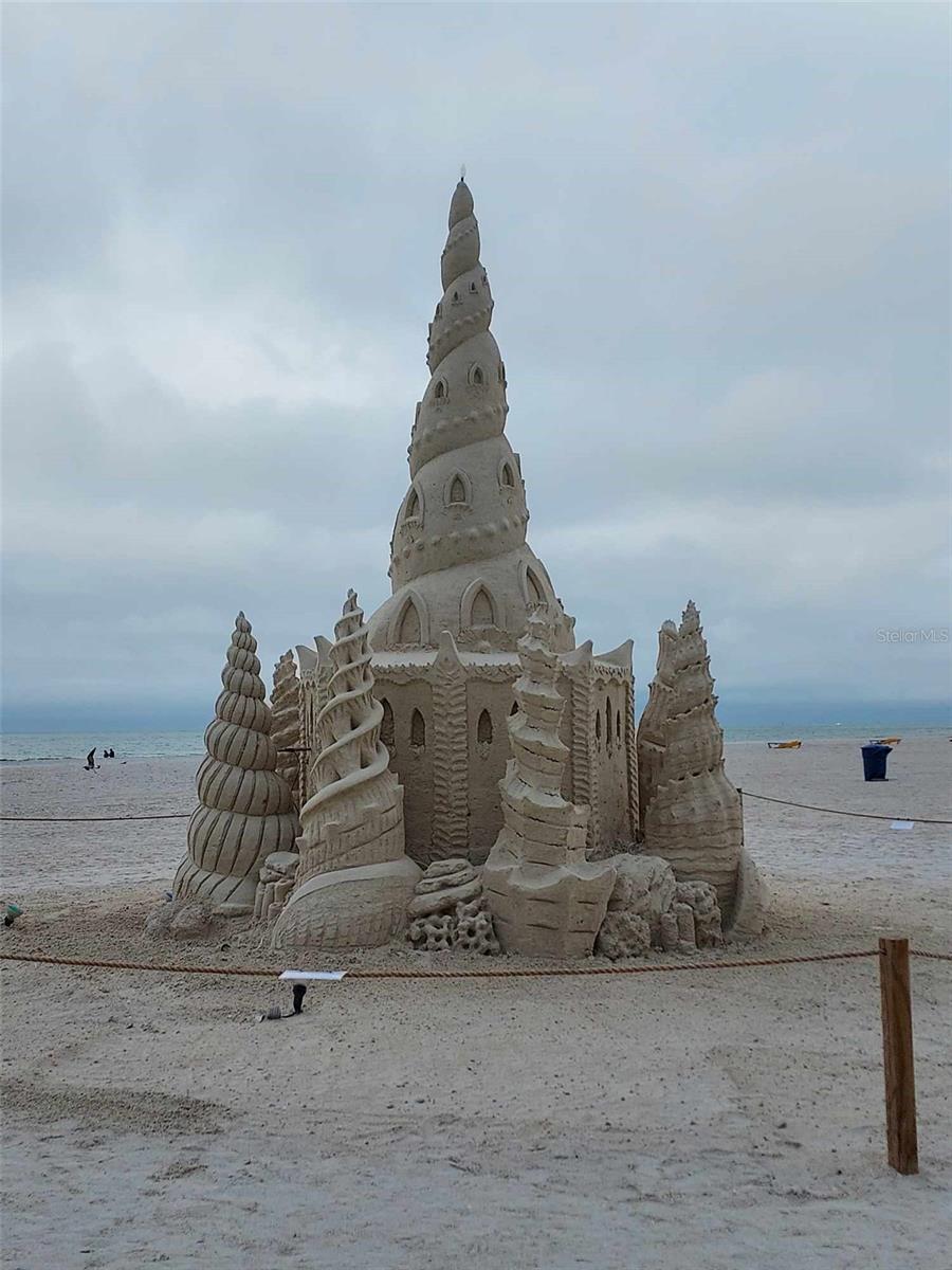 Image 49 of 50 For 10280 Gulf Boulevard 25