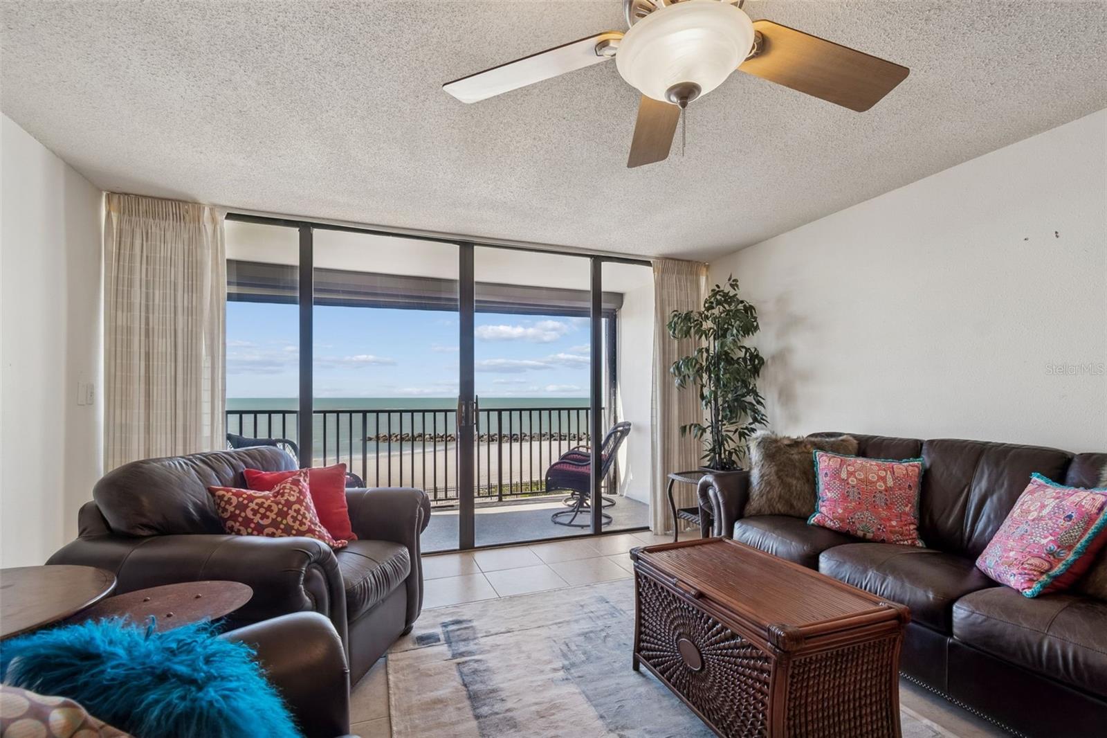 Image 14 of 52 For 7100 Sunset Way 302