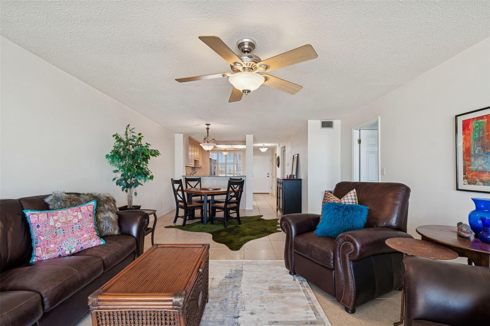 Image 16 of 52 For 7100 Sunset Way 302