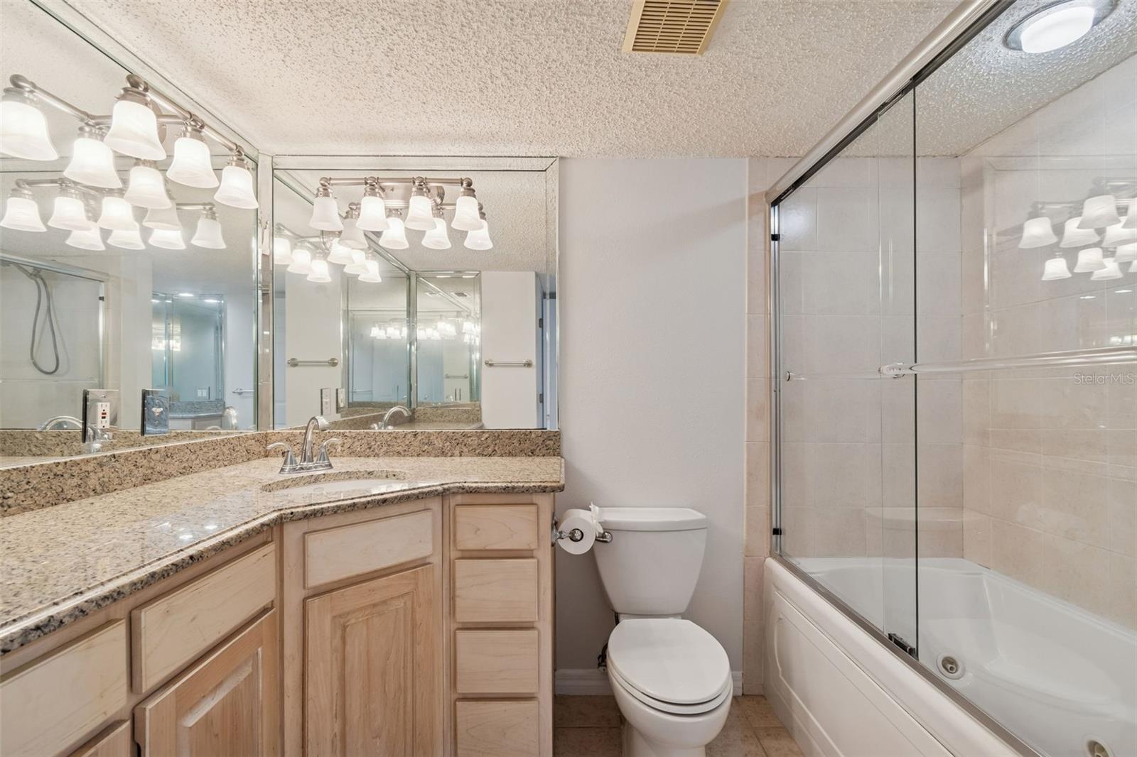 Image 25 of 52 For 7100 Sunset Way 302