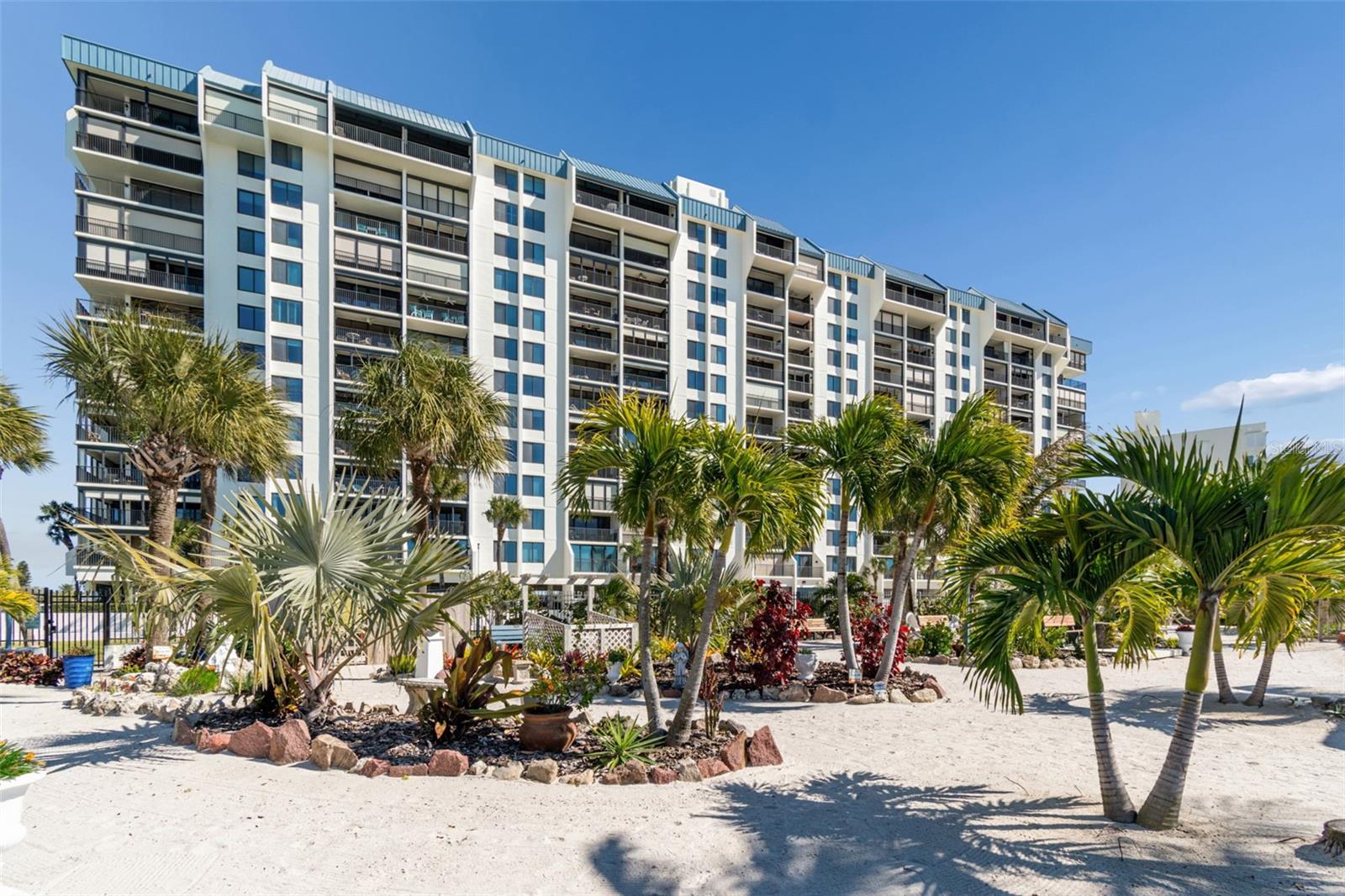 Image 34 of 52 For 7100 Sunset Way 302