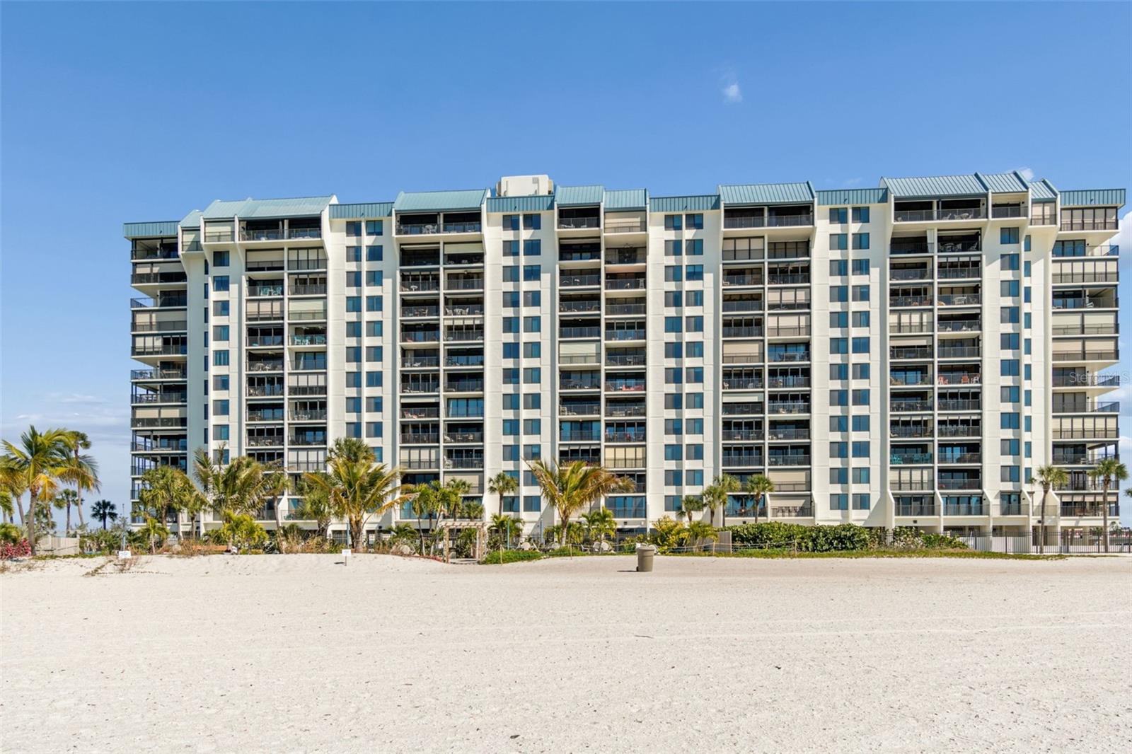 Image 37 of 52 For 7100 Sunset Way 302