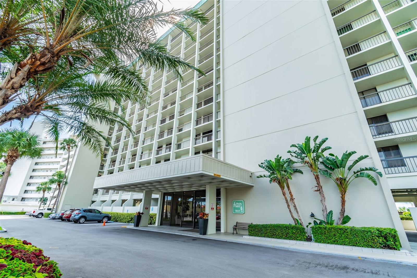 Image 4 of 52 For 7100 Sunset Way 302