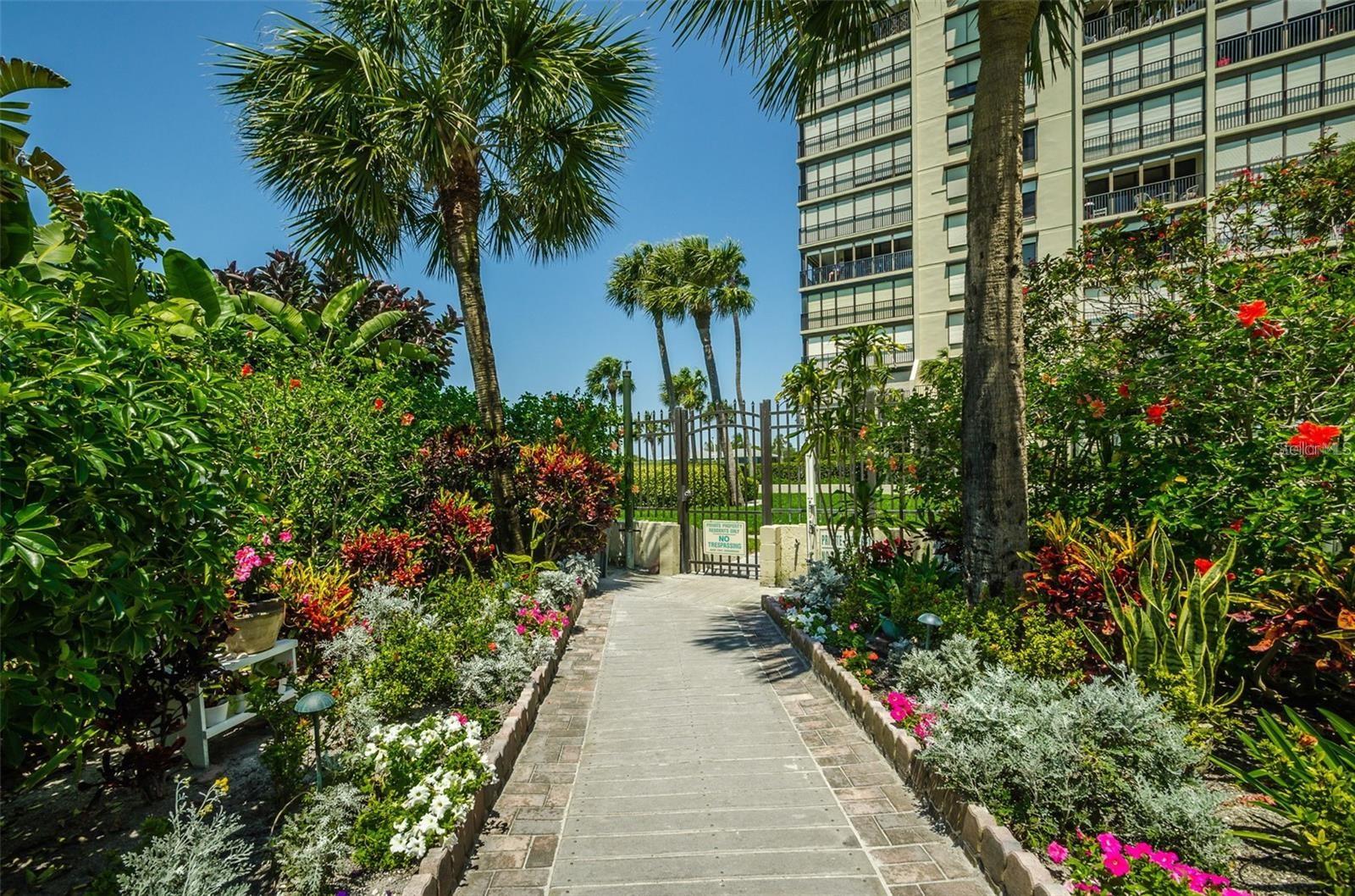 Image 48 of 52 For 7100 Sunset Way 302