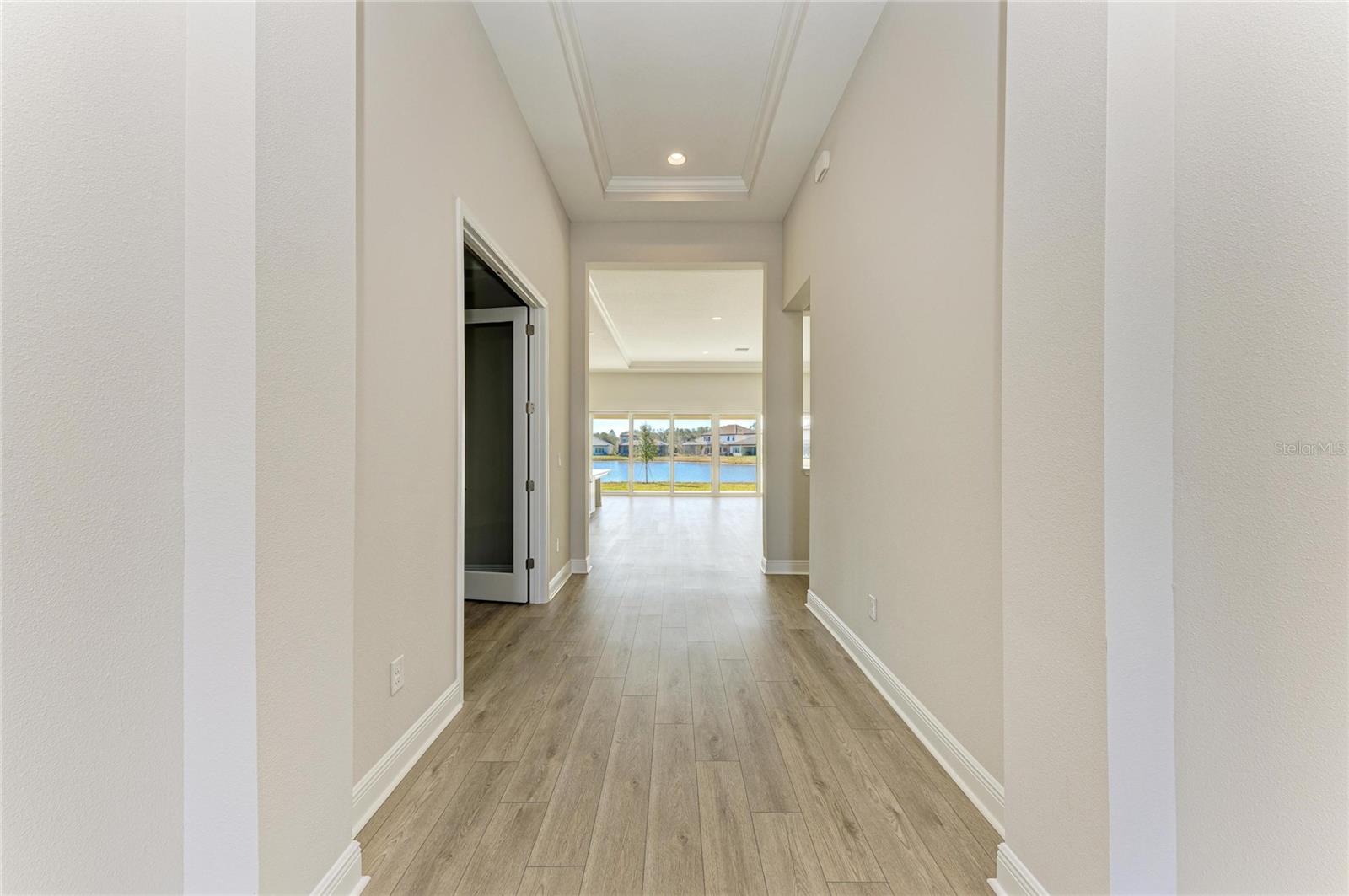 Listing photo id 10 for 14867 Rider Pass Drive