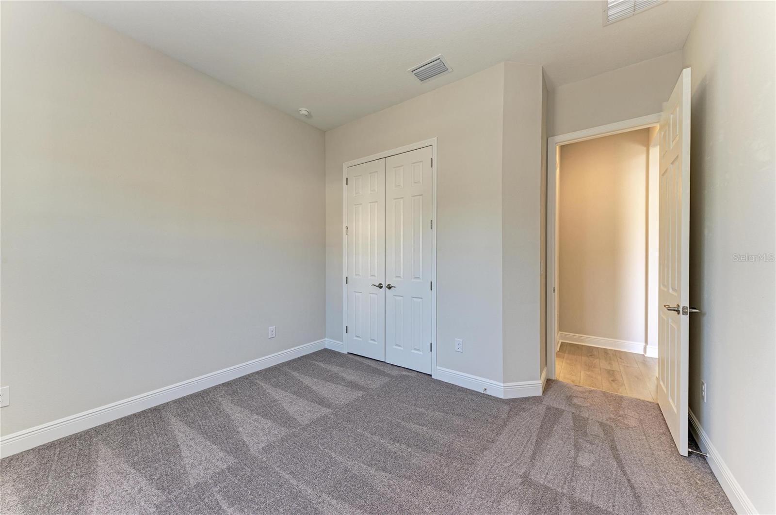 Listing photo id 25 for 14867 Rider Pass Drive