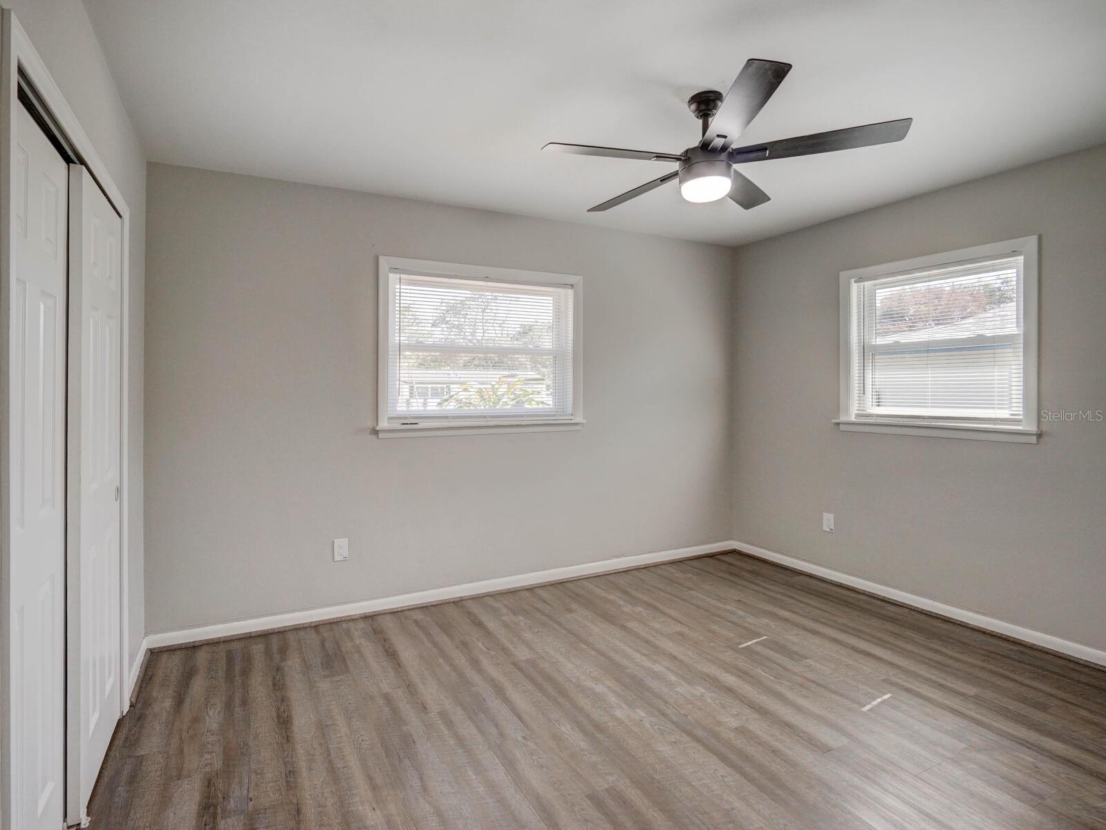 Image 13 of 36 For 2004 Culberson Avenue