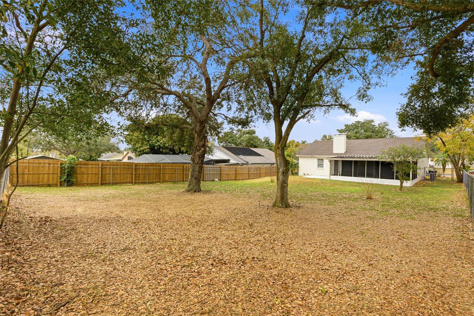 Image 19 of 23 For 5155 Martinique Drive