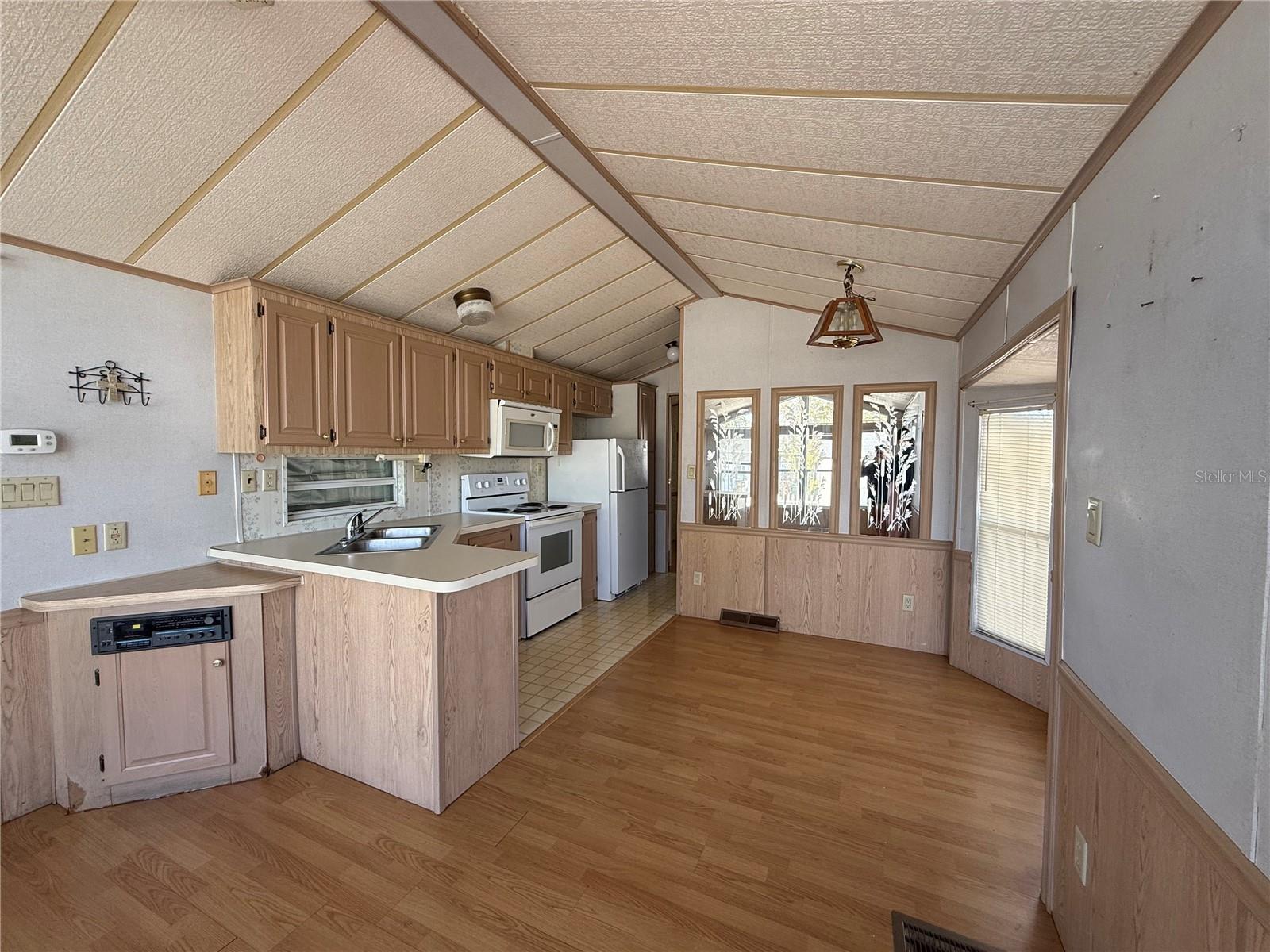 Image 7 of 24 For 9514 Black Bear Drive