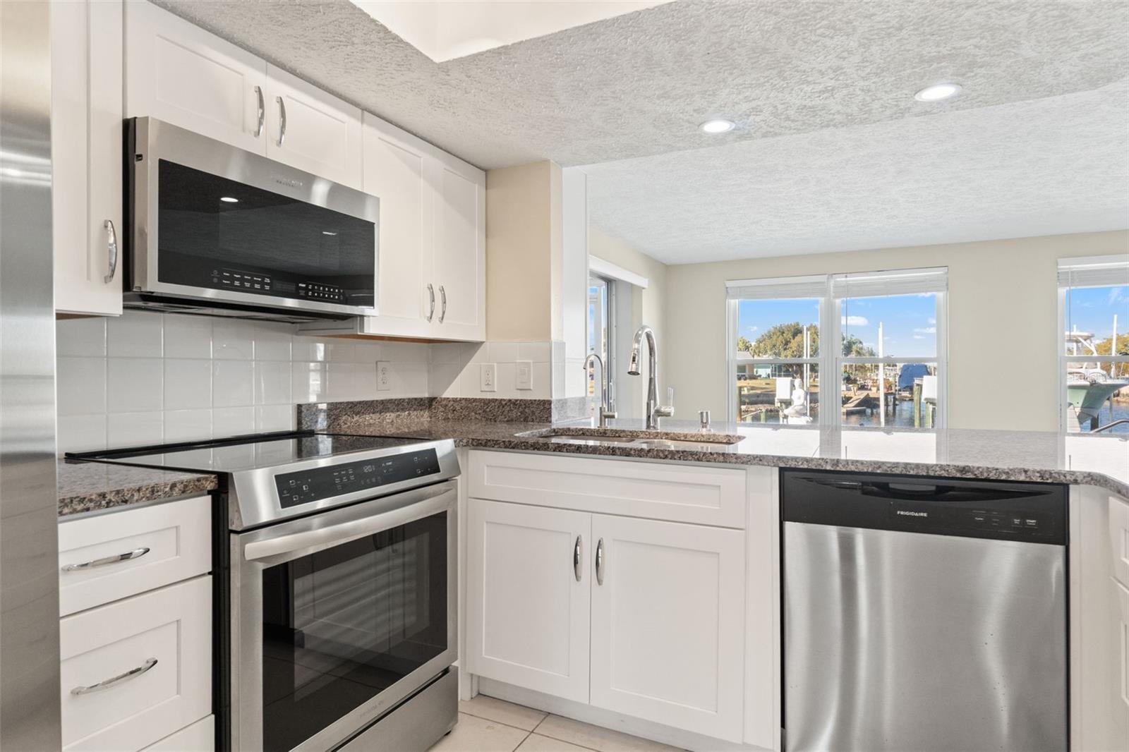 Image 17 of 60 For 3939 Rudder Way