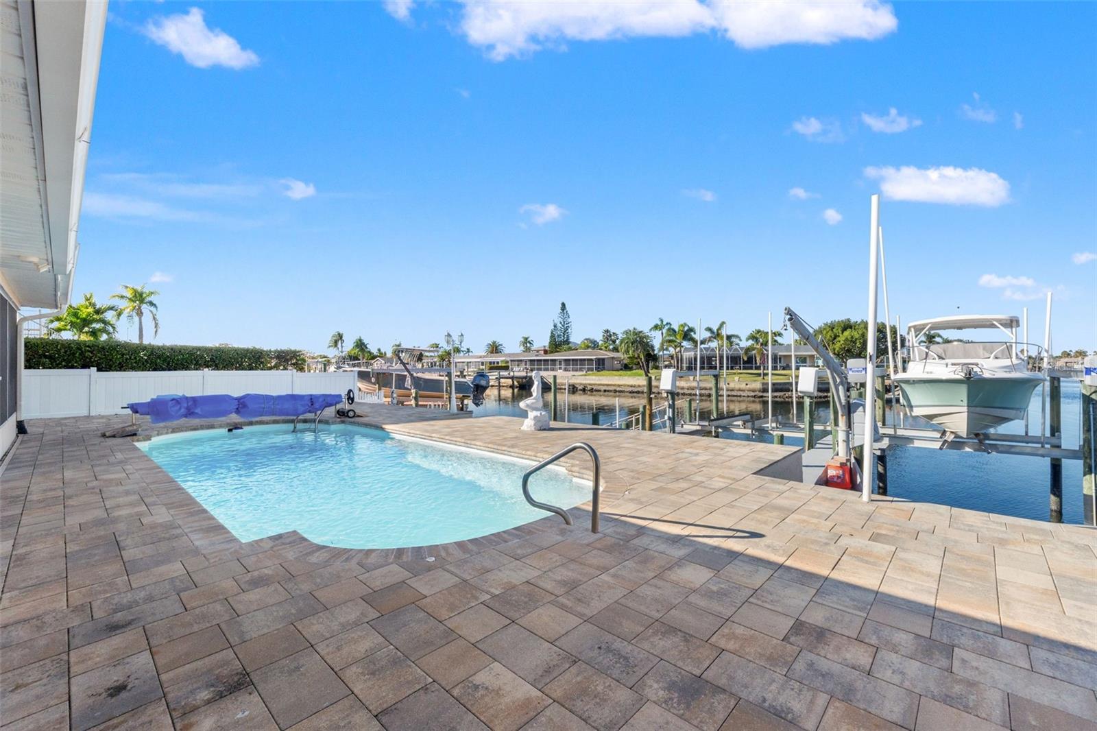 Image 3 of 60 For 3939 Rudder Way