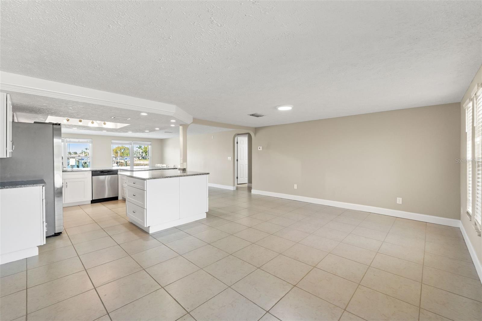 Image 7 of 60 For 3939 Rudder Way