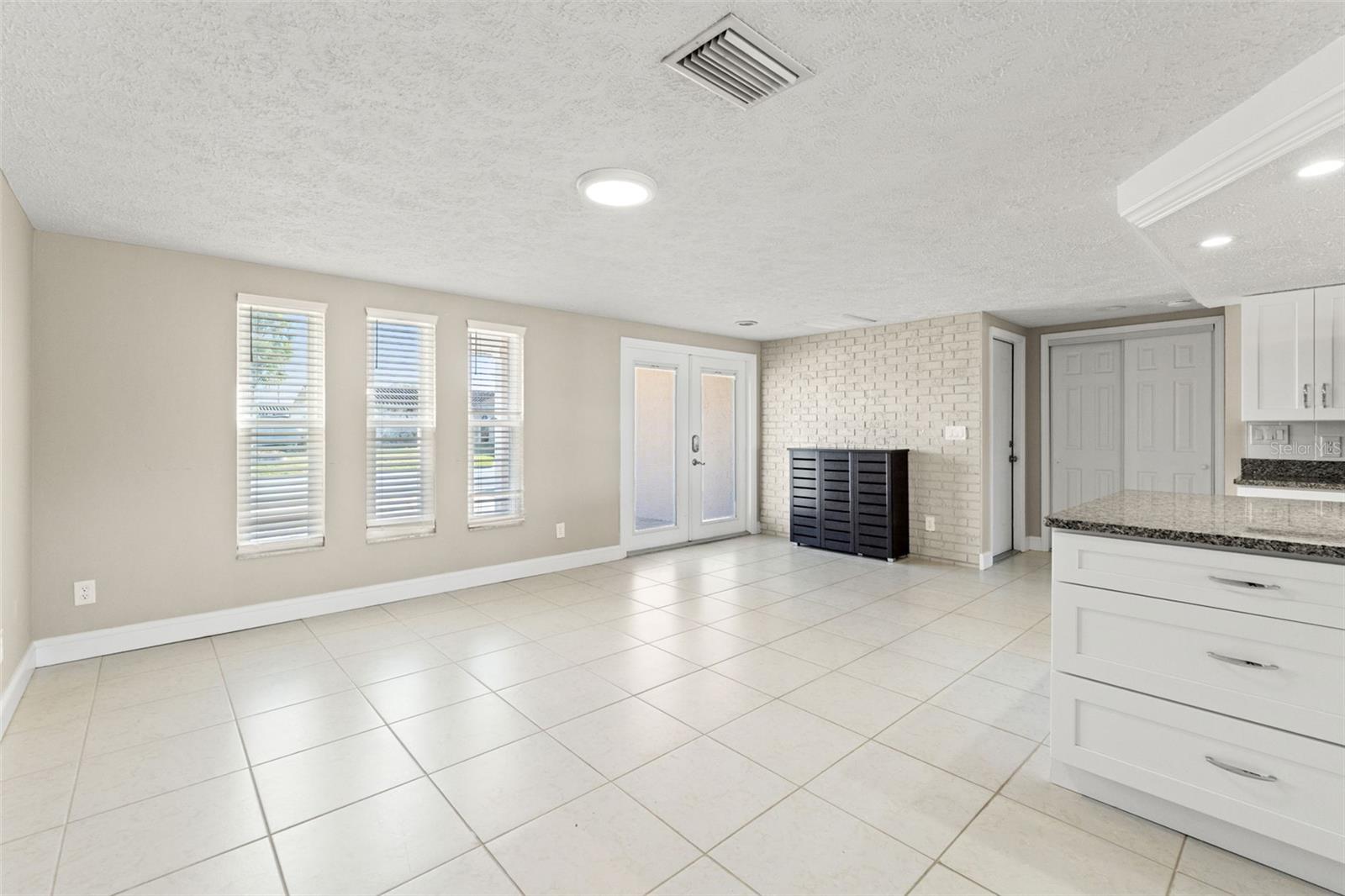 Image 9 of 60 For 3939 Rudder Way