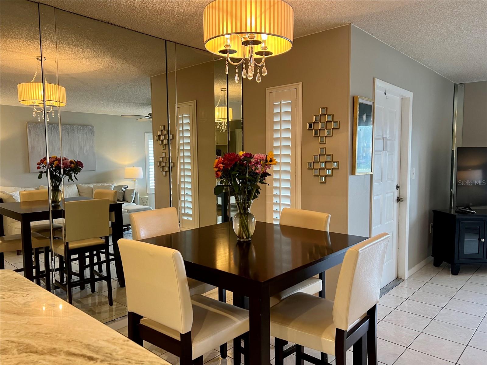 Image 7 of 24 For 1151 Pine Ridge Circle W G2