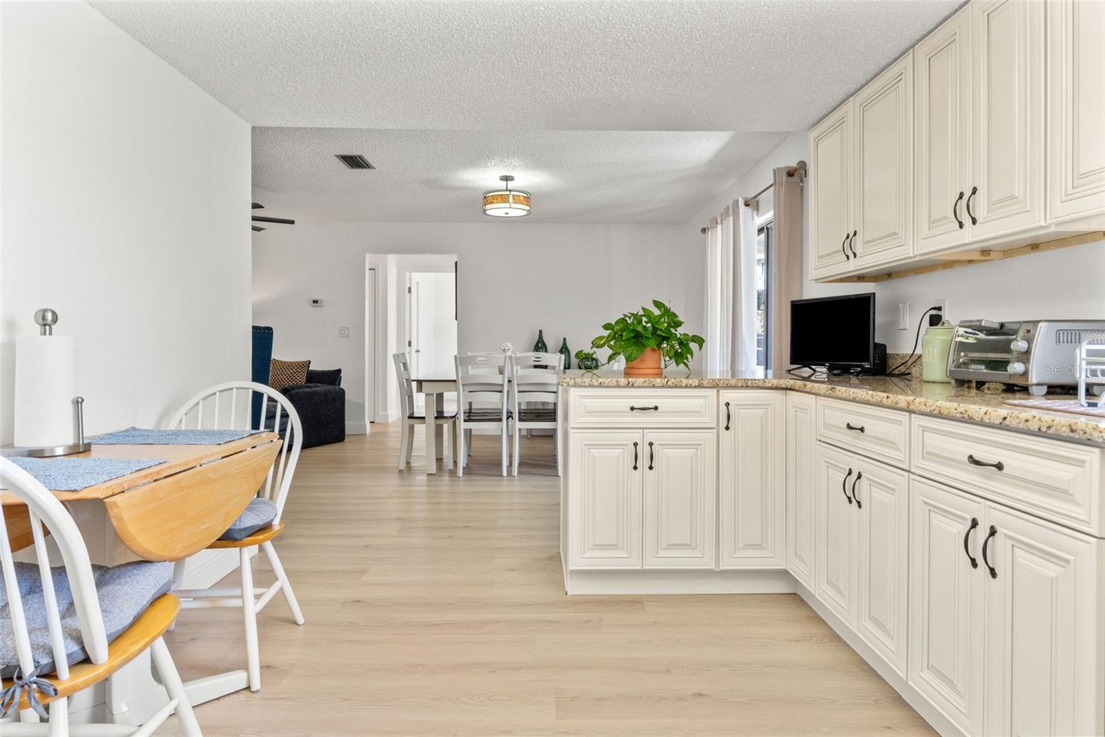 Image 17 of 39 For 8306 Needles Drive