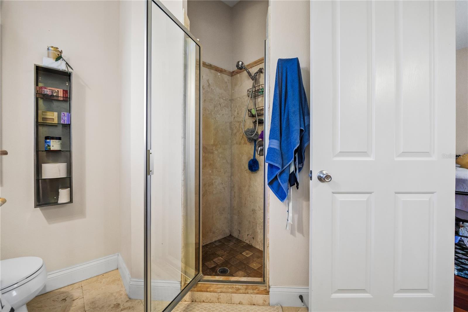 Image 17 of 43 For 11622 Timber Ridge Drive