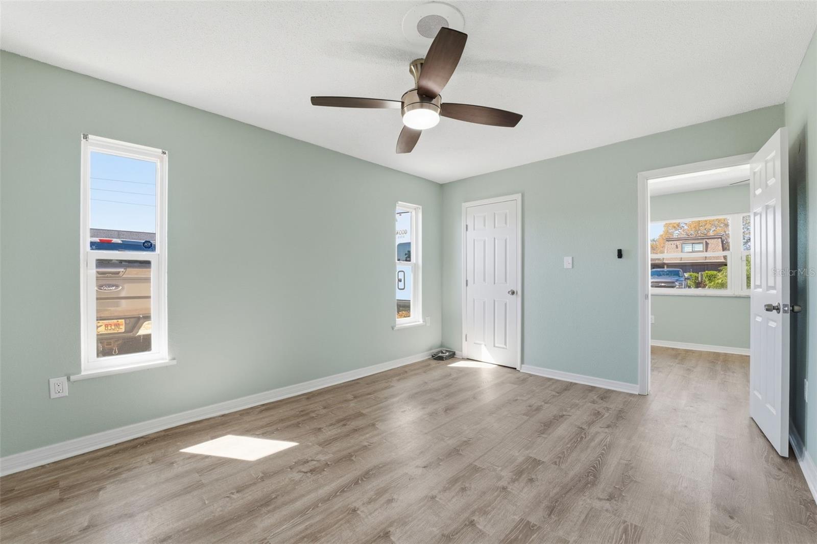 Image 25 of 29 For 5153 Turquoise Lane 102